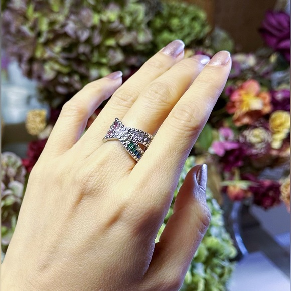 New Rainbow Zirconia Ring Size 7 - Picture 1 of 5